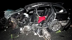 Los fallecidos en el terrible accidente de la N-121-A en Olagüe son dos jóvenes de 19 y 21 años