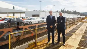 El récord de Volkswagen: la planta de Landaben distribuye el mayor número de coches en tren de su historia