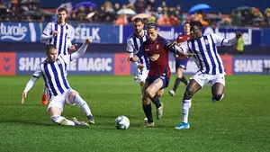 Juego trabado y choque sin un claro dominador en El Sadar entre Osasuna y el Valladolid