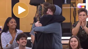 Emoción de Anne y Maialen en Operación Triunfo: las navarras cantarán juntas y lo harán en euskera