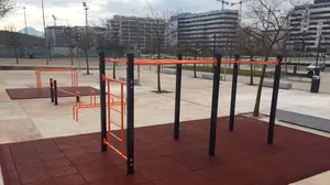 Pamplona instala un nuevo gimnasio al aire libre en uno de sus barrios con un diseño "antivandálico"