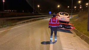 Una pamplonesa de 23 años, detenida en Mutilva tras sufrir un accidente y negarse a someterse a las pruebas