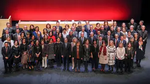 Un reconocimiento por su trayectora: la Universidad de Navarra entrega la Medalla de Plata a 78 profesionales