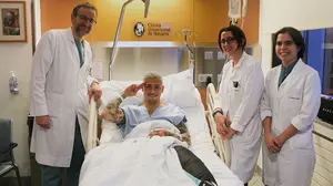 Chimy Ávila, operado de su grave lesión en la rodilla: permanecerá ingresado en la Clínica de la UN