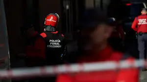 Un hombre armado con una escopeta y un cuchillo en Pamplona moviliza a la policía