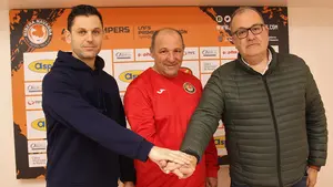 Ribera Navarra da una muestra de confianza pese a las dificultades y renueva a 'Pato' por una temporada más