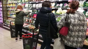 Una cadena de supermercados con presencia en Navarra da prioridad a los sanitarios en sus tiendas