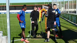 Arrasate ensaya con una defensa de tres centrales para recibir al Granada CF este domingo en El Sadar