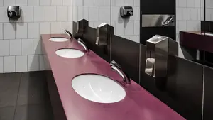 Un estudio alerta de la gran probabilidad de contagio de Covid-19 en los baños públicos