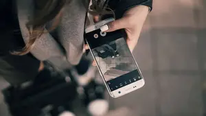 Una joven de 14 años fallece al caer desde la azotea de un décimo piso al hacerse una 'selfie'