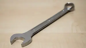 Detenido por agredir con una llave inglesa a una mujer que ejerce la prostitución