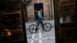 De la tienda a casa: unos 231 comercios de la Comunidad foral ofrecen sus productos a domicilio