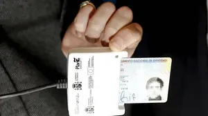 Se reanundan en Navarra los trámites para renovar el DNI y el pasaporte con cita previa