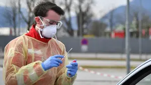 Sanidad trabaja en un proyecto avanzado para realizar test rápidos de diagnóstico del coronavirus