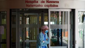 La vacuna contra el coronavirus que se prepara en España es la "más adelantada" y será para todos