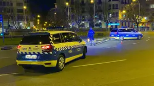 La policía tiene que intervenir para poner fin a una fiesta que nueve personas habían montado en una casa de Pamplona