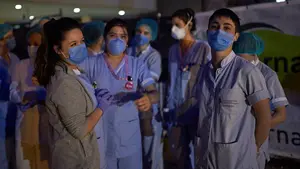 "Sé que me voy a coger el coronavirus": una enfermera navarra relata cómo combaten esta "pesadilla"