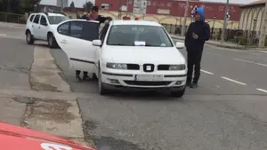 Descubiertos al intentar enga&ntilde;ar a la Polic&iacute;a Foral con un certificado de una empresa en la que ya no trabajan