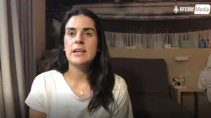 La historia de Raquel García, guardameta del Balonmano Loyola, que combate en primera línea el Covid-19