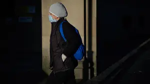 Se agrava la situación en Cataluña y Aragón por la "transmisión comunitaria" del virus: piden no salir de casa