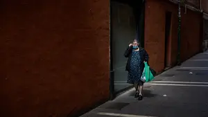 Denuncian en Navarra que "la mayoría" de trabajadores de cadenas de comercio no han cobrado el desempleo