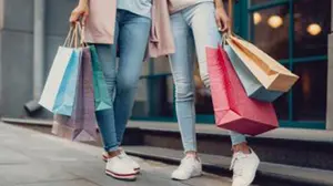 El Ayuntamiento trabaja para lanzar nuevos bonos de ayuda al comercio local antes de Navidad