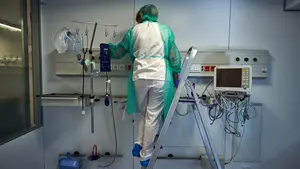 Diez d&iacute;as ya sin que los fallecidos por Covid-19 aumenten en Navarra mientras baja la cifra de hospitalizados