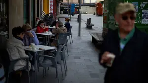 Los pequeños empresarios de hostelería muestran "buenas sensaciones" en la apertura de las terrazas en Navarra