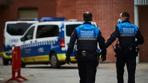 Hospitalizado un policía de Pamplona tras ser agredido cuando mediaba en una pelea en una vivienda