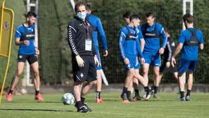 Regresan las paredes, las cargas y el contacto: así ha sido el primer entrenamiento grupal de Osasuna