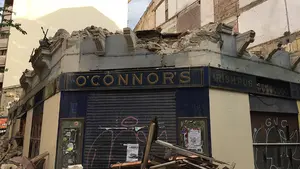 Derribo en el Paseo de Sarasate: Pamplona le dice adiós a un edificio con 130 años de historia