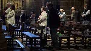 La Iglesia navarra anima a participar de forma presencial en las misas: "Se siguen las medidas de protección"