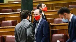 Sayas y Adanero superan el millar de apoyos y envían una carta a sus simpatizantes