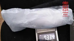 Descubren una 'narcobajera' en Zizur: detenido un joven de 27 años por almacenar varios tipos de droga