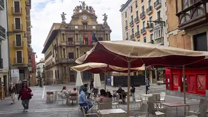 Pamplona se adecua a su población y solo realizará un 25% de sus anuncios publicitarios en euskera