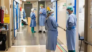 Sanitarias navarras piden extender el cobro de festivos a los profesionales que trabajan a turnos