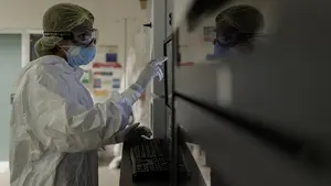 Pequeño respiro a los hospitales con menos de 10 nuevos ingresos pero Navarra notifica seis muertes