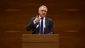 El Defensor del Pueblo navarro 'abronca' al Gobierno: los programas de vivienda "no son suficientes"