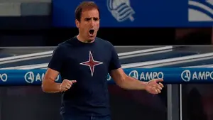 Arrasate tiene claro el punto y el éxito ante la Real: "Había que hacer un buen partido y lo hemos hecho"