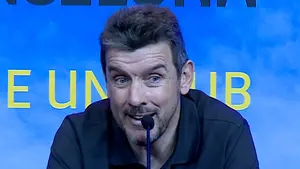 Juan Carlos Unzué, en su lucha contra la ELA: "El partido lo vamos a hacer largo y yo era bueno en los penaltis"