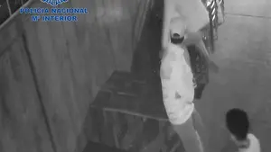 Tres detenidos, uno de ellos menor de edad, por robar en el interior de un bar de Burlada