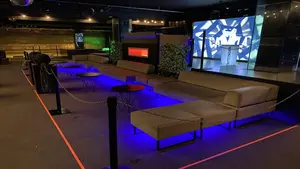 Abren en Pamplona las primeras discotecas tras el coronavirus: la pista de baile se sustituye por mesas y sofás