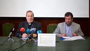 El arzobispo de Pamplona dice que "se est&aacute; trabajando" en la comisi&oacute;n eclesial para menores v&iacute;ctimas de abusos