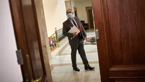 Maya asistirá a los actos religiosos de San Fermín pese a que la oposición exige que no lo haga