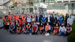 Todos los homenajeados en la lucha contra el Covid-19 por la ONG-Sar-Navarra Policía Municipal en Pamplona