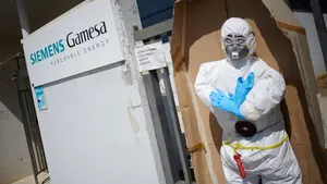 Comienzan las reuniones entre trabajadores y Siemens Gamesa para evitar el cierre de la planta de Aoiz