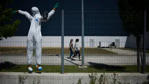 Los grupos parlamentarios navarros se solidarizan con la plantilla de Gamesa de Aoiz