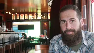 Cristian Crusat se lleva en Navarra el premio que distingue a la mejor crítica literaria