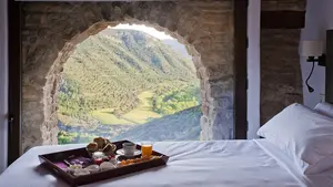 Buenas noticias para turismo navarro: julio cierra con una ocupación del 84% en los hoteles del ámbito rural 