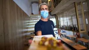 La Escabechina, el novedoso bar de pinchos en 'lata' de Pamplona que abrió días antes del confinamiento